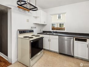 2614 E Pike Street, Seattle WA 98122