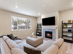 980 Thrush Court SE, Port Orchard WA 98366