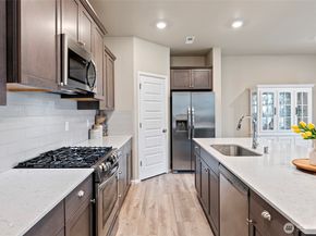 980 Thrush Court SE, Port Orchard WA 98366