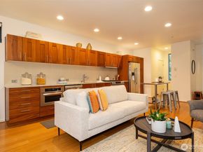 1810 11th Avenue A, Seattle WA 98122