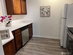 11527 Highway 99 A304, Everett WA 98204