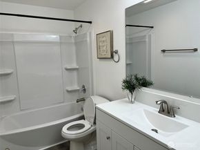 11527 Highway 99 A304, Everett WA 98204