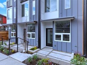 3307 Wetmore Avenue S B, Seattle WA 98144