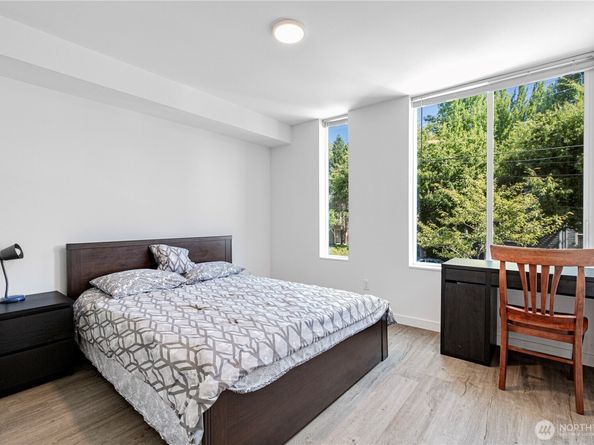 3307 Wetmore Avenue S B, Seattle WA 98144