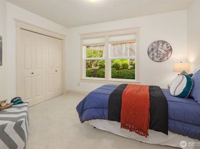3449 Magnolia Boulevard W, Seattle WA 98199