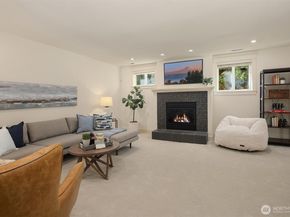 3449 Magnolia Boulevard W, Seattle WA 98199