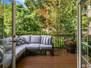 3449 Magnolia Boulevard W, Seattle WA 98199