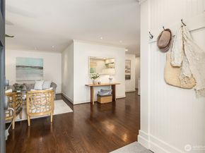 3449 Magnolia Boulevard W, Seattle WA 98199