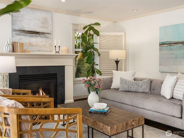 3449 Magnolia Boulevard W, Seattle WA 98199
