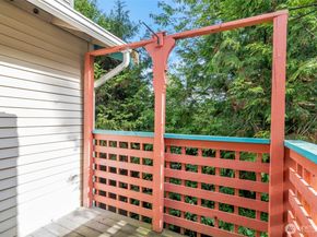 6835 NE 153rd Place C201, Kenmore WA 98028