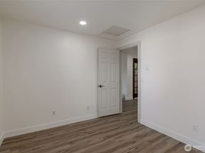 6835 NE 153rd Place C201, Kenmore WA 98028