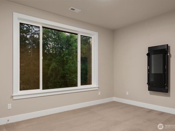 7609 NE 155th Street, Kenmore WA 98028