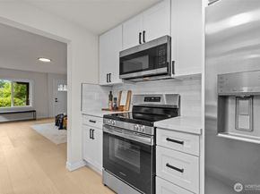 11504 Sand Point Way NE, Seattle WA 98125