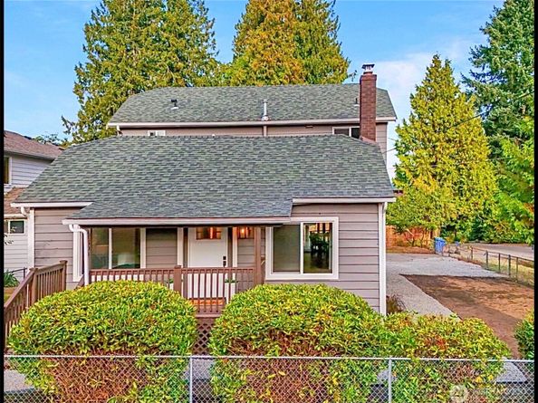 11504 Sand Point Way NE, Seattle WA 98125