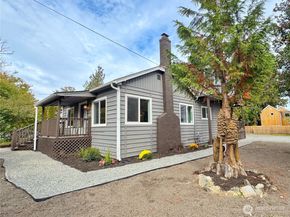 11504 Sand Point Way NE, Seattle WA 98125
