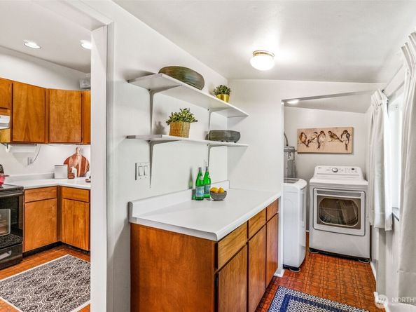 2358 NW 73rd Street, Seattle WA 98117