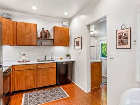 2358 NW 73rd Street, Seattle WA 98117