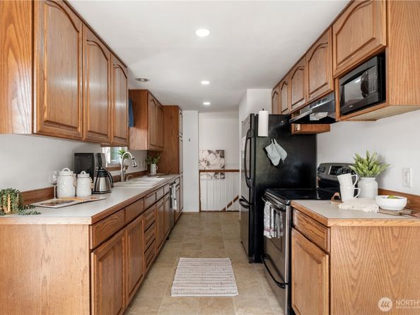 12011 SE 157th Place, Renton WA 98058