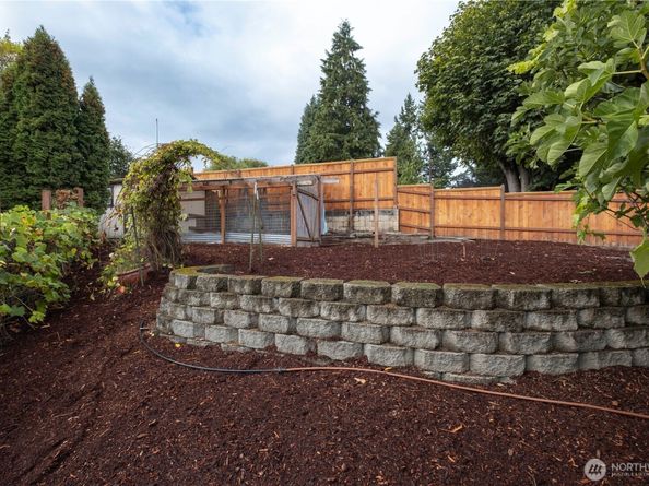 12011 SE 157th Place, Renton WA 98058