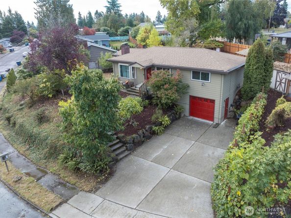 12011 SE 157th Place, Renton WA 98058