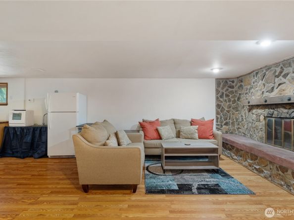 12011 SE 157th Place, Renton WA 98058