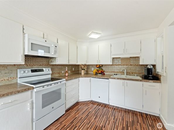 10107 Meridian Avenue, Everett WA 98208