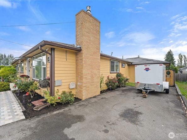 10107 Meridian Avenue, Everett WA 98208