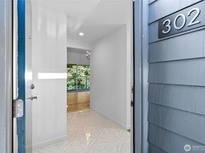 12719 NE 116th Street E302, Kirkland WA 98034