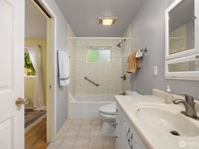 12734 SE 191st Place, Renton WA 98058