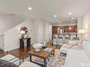 13919 34th Drive SE E210, Mill Creek WA 98012