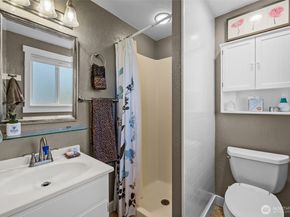 11303 126th Avenue NE, Kirkland WA 98033