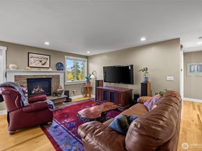 11303 126th Avenue NE, Kirkland WA 98033