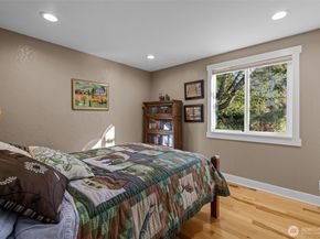 11303 126th Avenue NE, Kirkland WA 98033