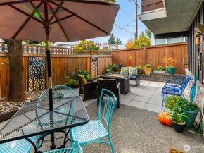 616 N 45th Street A, Seattle WA 98103