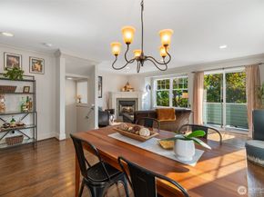 616 N 45th Street A, Seattle WA 98103