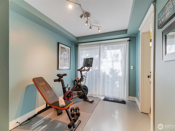 616 N 45th Street A, Seattle WA 98103