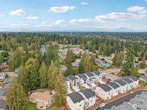 11 160th Place SE, Bothell WA 98012