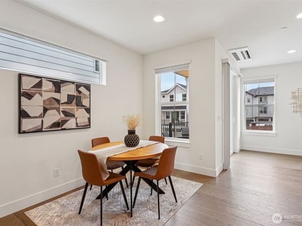 11 160th Place SE, Bothell WA 98012