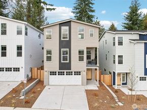 11 160th Place SE, Bothell WA 98012