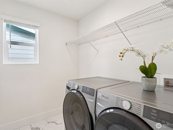 11 160th Place SE, Bothell WA 98012