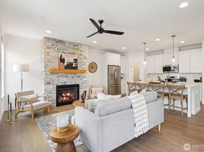 11 160th Place SE, Bothell WA 98012