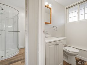 15414 SE 17th Street, Bellevue WA 98007