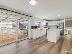 15414 SE 17th Street, Bellevue WA 98007