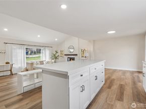 15414 SE 17th Street, Bellevue WA 98007