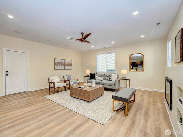 36003 21st Lane S, Federal Way WA 98003