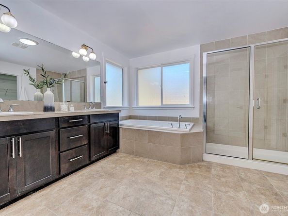 36003 21st Lane S, Federal Way WA 98003