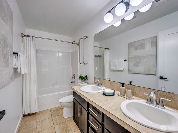 36003 21st Lane S, Federal Way WA 98003