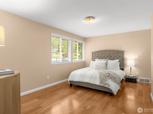 3641 NE 169th Street, Lake Forest Park WA 98155