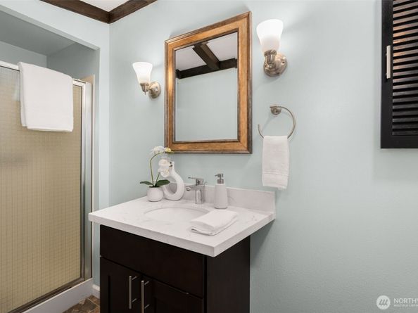 3641 NE 169th Street, Lake Forest Park WA 98155