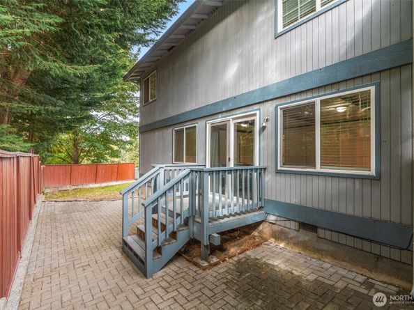 3641 NE 169th Street, Lake Forest Park WA 98155